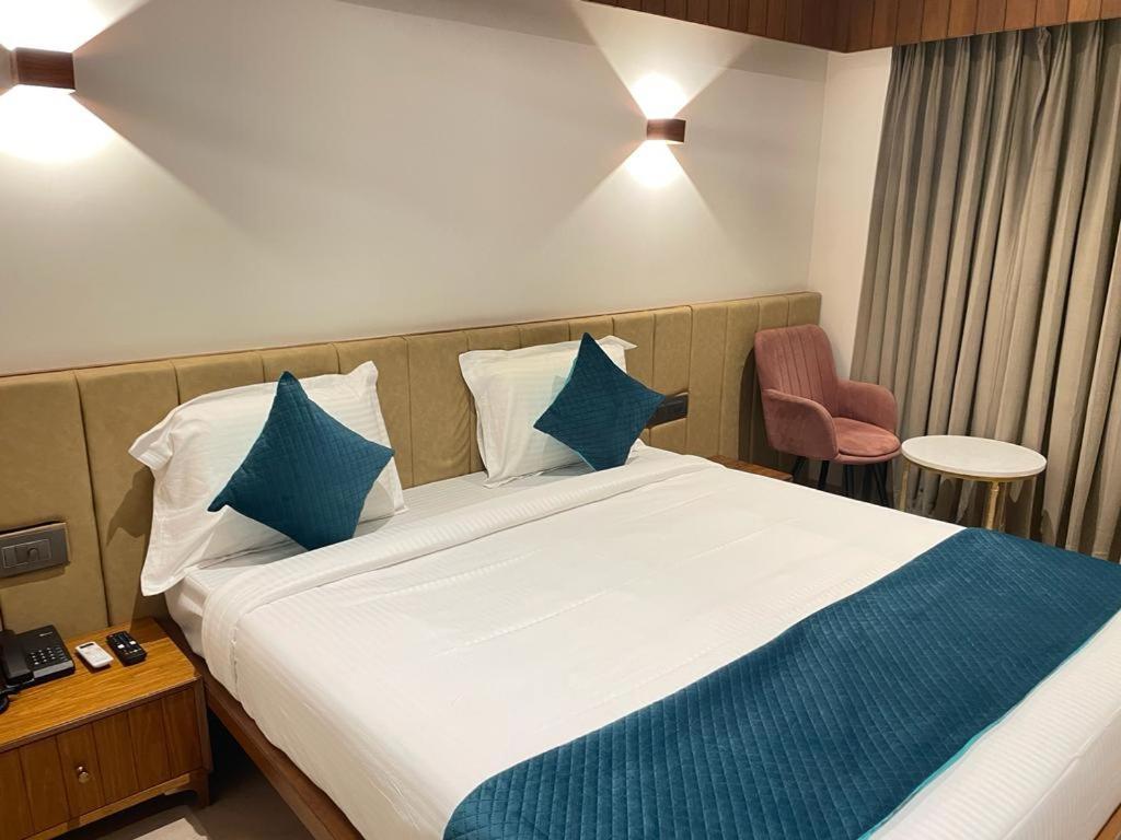 Hotel Emora Tree Mysore Rom bilde