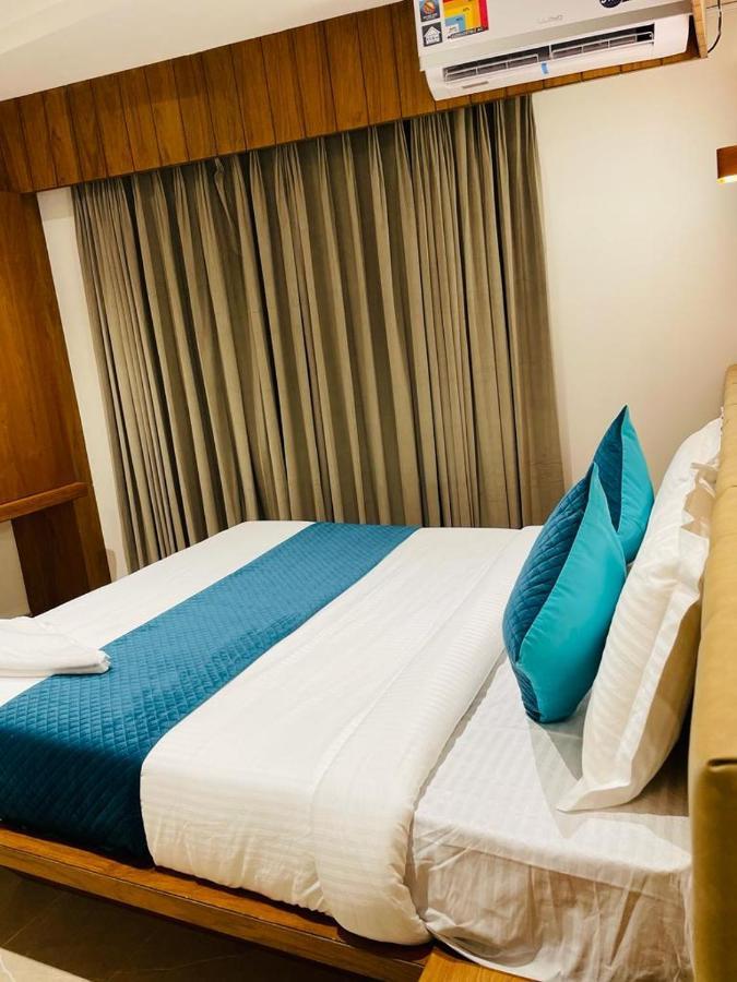 Hotel Emora Tree Mysore Eksteriør bilde